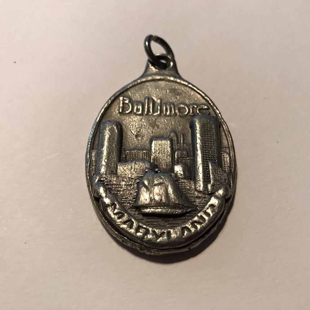 Baltimore Pendant